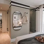 Lucien - 1 Bedroom And Balcony In Santo Antonio Апартаменти