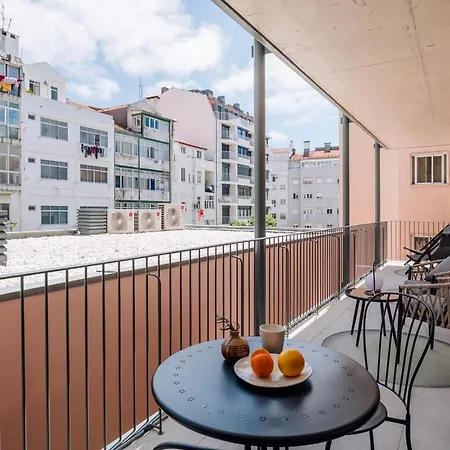 Apartment Lucien - 1 Bedroom And Balcony In Santo Antonio *