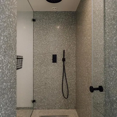 Lucien - 1 Bedroom And Balcony In Santo Antonio